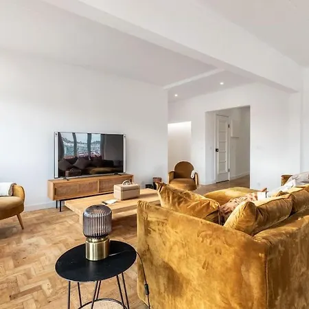 Apartment T3 Rossio No Centro Historico *