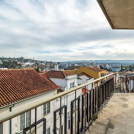 Apartment T3 Rossio No Centro Historico